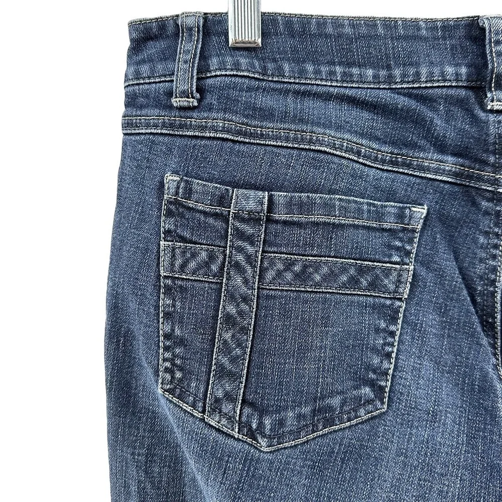 CABI Women's Mid-rise Bootcut Jeans • 10 • dark wash blue‎ denim
